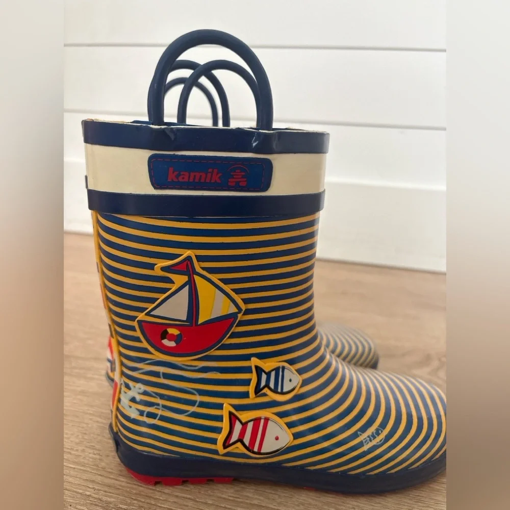 Kamik Rain Boots kids Size 2 Blue Yellow Nautical‎ Sailboat NWOT
